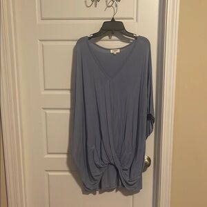 Umgee Blue V-Neck 3/4 Sleeve Oversized Top